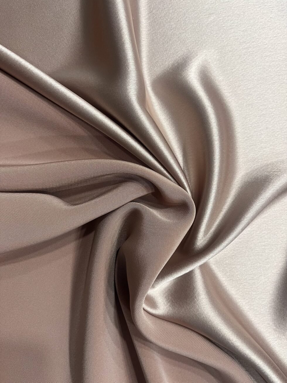 Triacetato nude