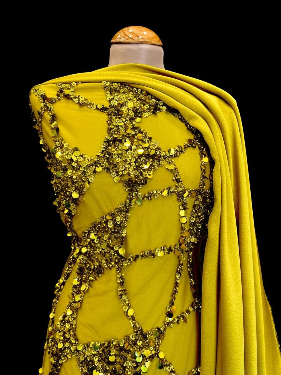Tul con Pedreria Aceite de Oliva - Imagen 2